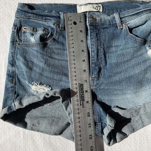 Garage Women Shorts 9 Blue Denim Distressed Button 2" Inseam - Picture 8 of 10